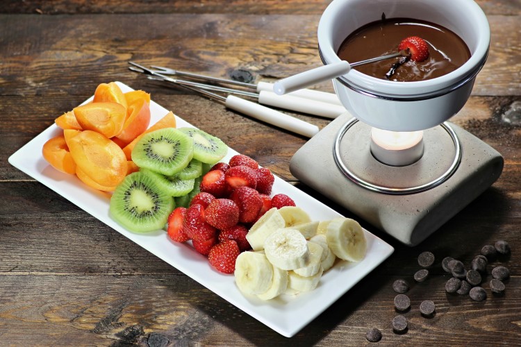 fondue de chocolate com frutas