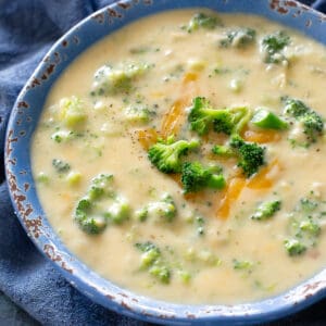 Sopa De Queijo De Brócolis